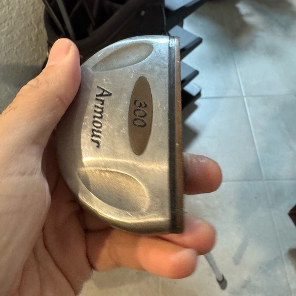 Tommy Armour 300 model mallet double-bend PUTTER in right handed - Picture 7 of 8